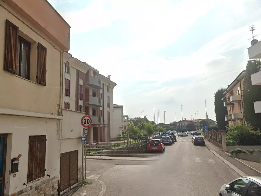 Immagine 2 di Appartamento in vendita  in Via Camillo Cavour  a Arzignano