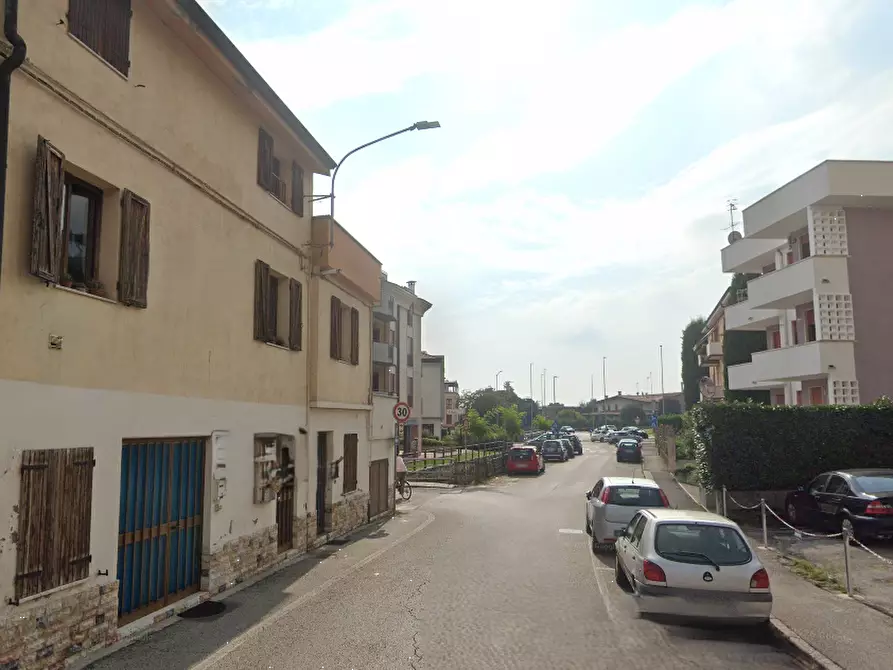Immagine 13 di Appartamento in vendita  in Via Camillo Cavour  a Arzignano