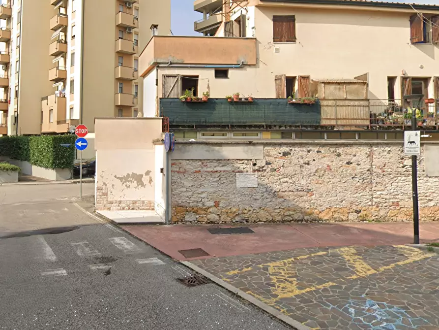 Immagine 20 di Appartamento in vendita  in Via Camillo Cavour  a Arzignano