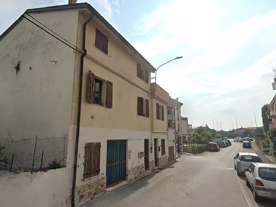 Immagine 11 di Appartamento in vendita  in Via camillo Cavour a Arzignano