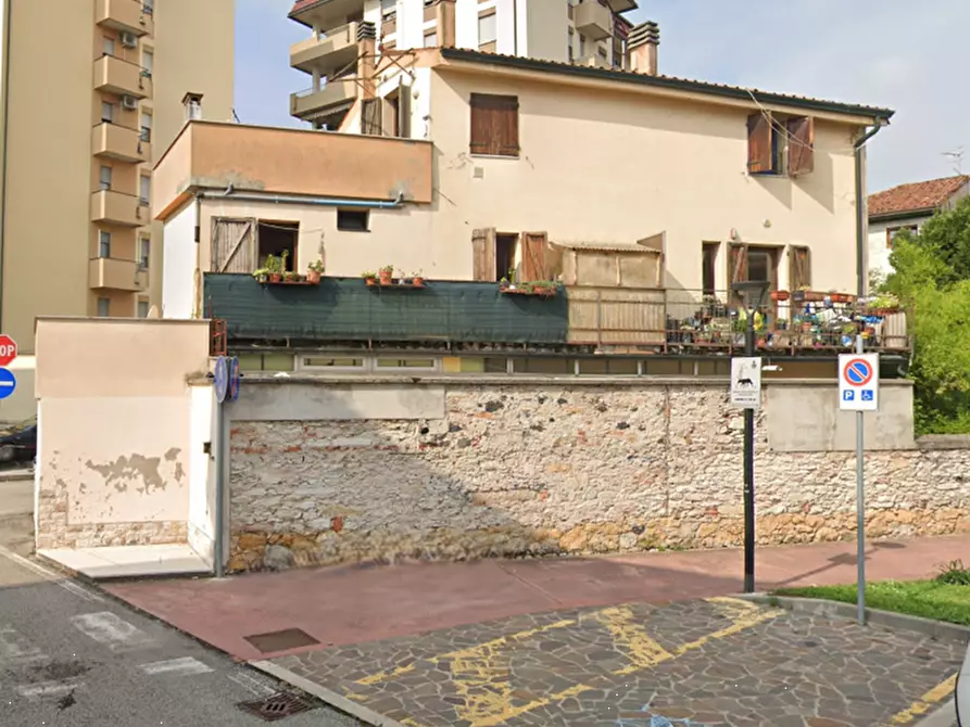 Immagine 18 di Appartamento in vendita  in Via camillo Cavour a Arzignano
