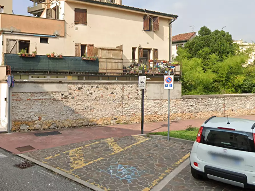 Immagine 4 di Appartamento in vendita  in via Camillo Benso a Arzignano
