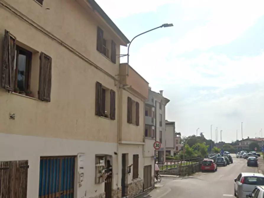 Immagine 20 di Appartamento in vendita  in via Camillo Benso a Arzignano