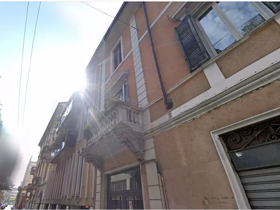 Immagine 2 di Appartamento in vendita  in Via Pasteur Luigi a Milano