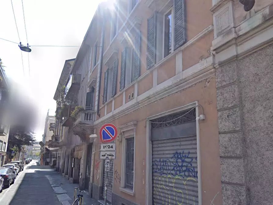 Immagine 10 di Appartamento in vendita  in Via Pasteur Luigi a Milano