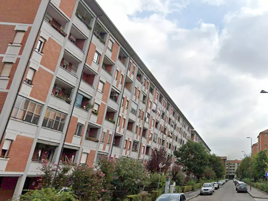Immagine 11 di Appartamento in vendita  in Via Longarone a Milano