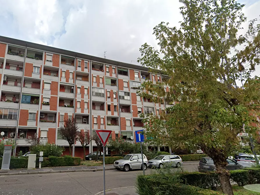 Immagine 22 di Appartamento in vendita  in Via Longarone a Milano