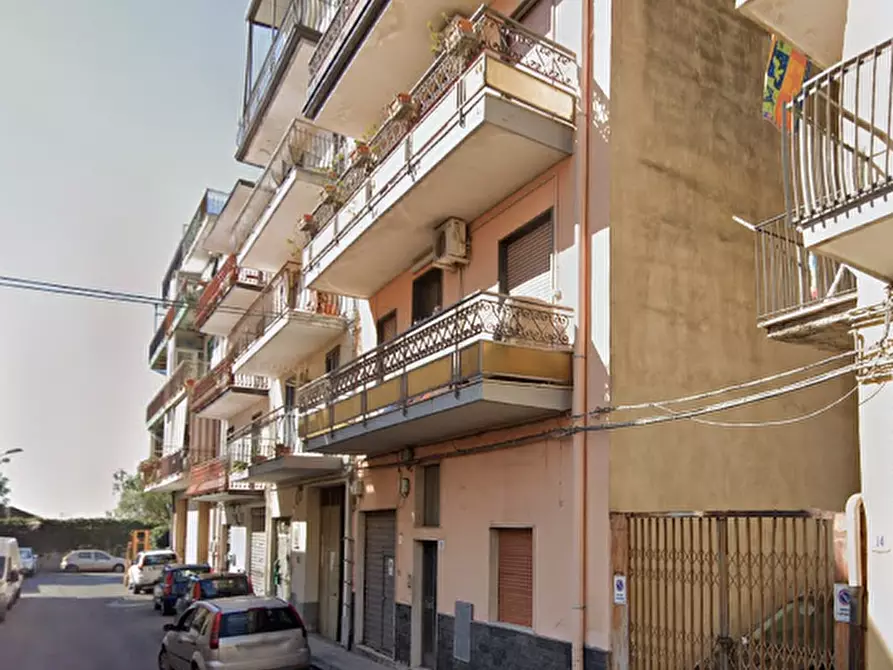Immagine 2 di Appartamento in vendita  in Via Della Primula a Catania