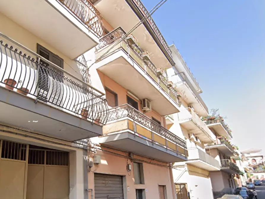 Immagine 3 di Appartamento in vendita  in Via Della Primula a Catania