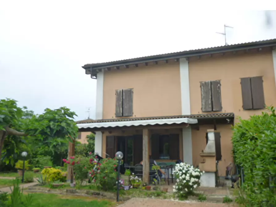 Immagine 3 di Porzione di villa in vendita  in via Casadio a Argelato