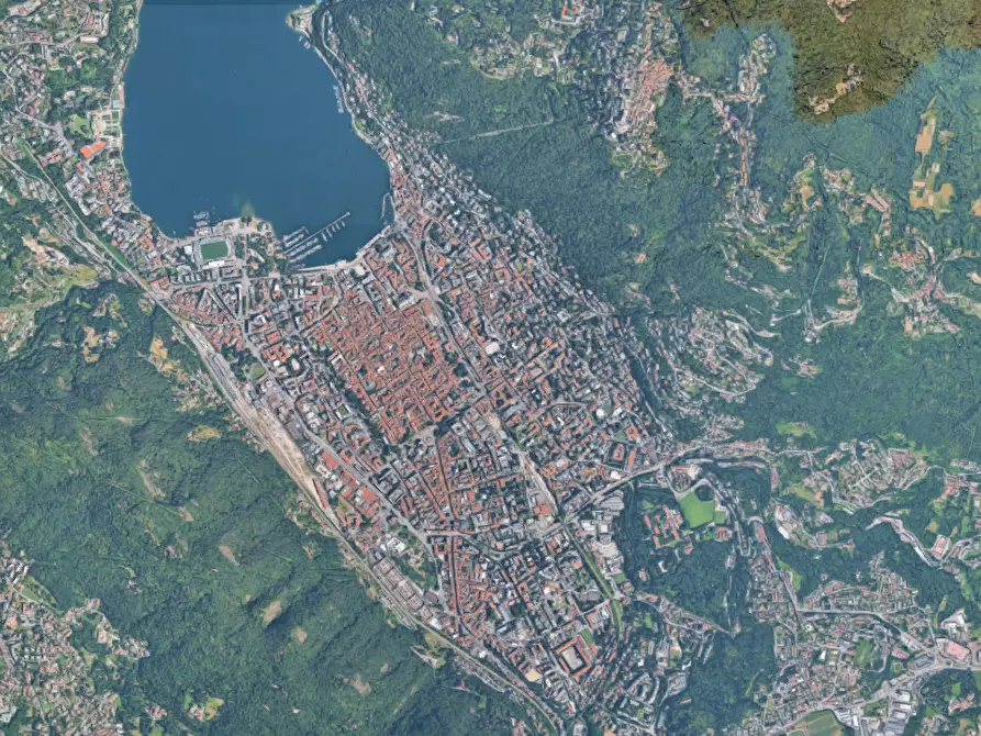 Immagine 6 di Appartamento in vendita  in Via dei Partigiani a Como