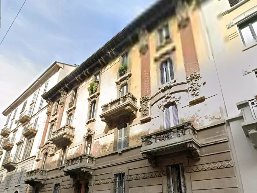 Immagine 4 di Appartamento in vendita  in Via Lodovico Castelvetro a Milano