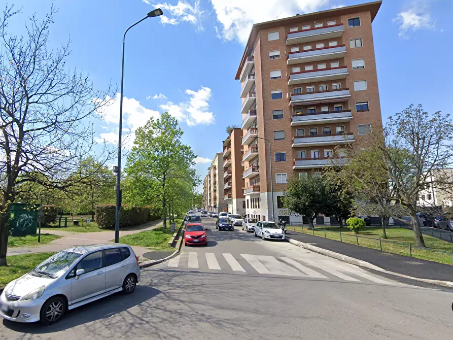 Immagine 4 di Appartamento in vendita  in Via Fiuggi a Milano