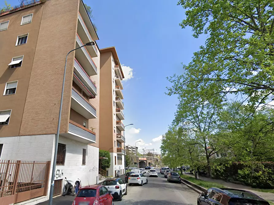 Immagine 14 di Appartamento in vendita  in Via Fiuggi a Milano