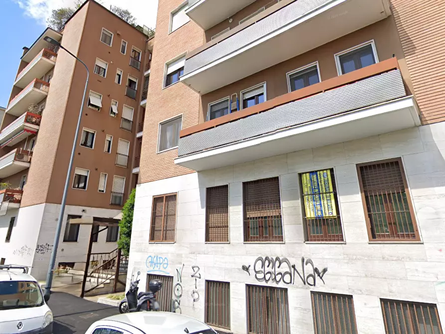 Immagine 16 di Appartamento in vendita  in Via Fiuggi a Milano