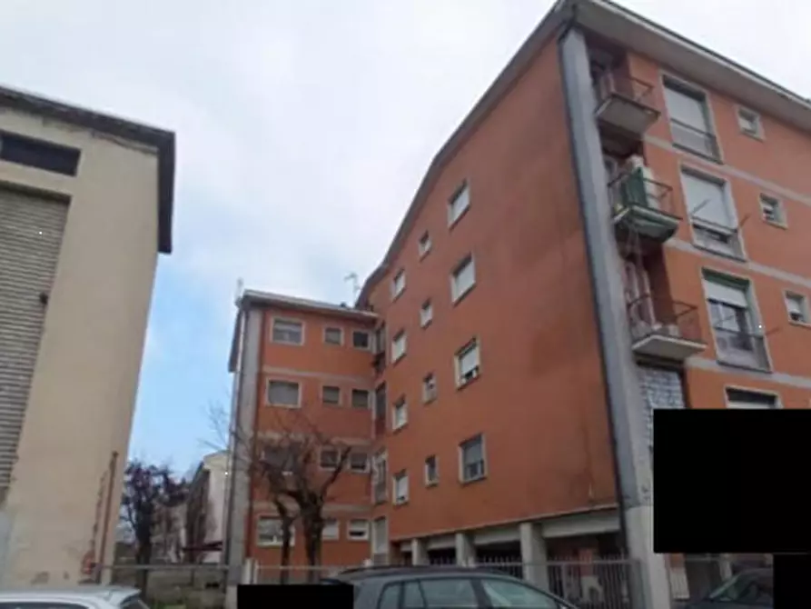 Immagine 6 di Appartamento in vendita  in Via Canonica a Abbiategrasso