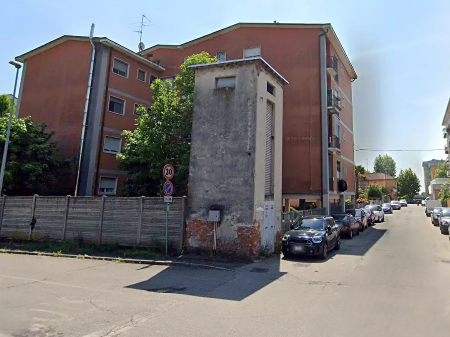 Immagine 9 di Appartamento in vendita  in Via Canonica a Abbiategrasso