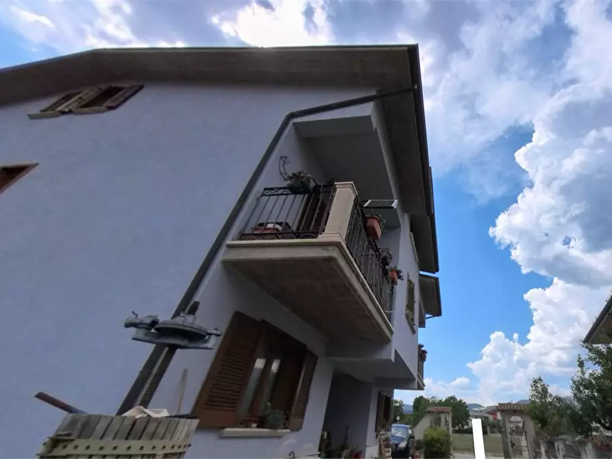 Immagine 6 di Porzione di villa in vendita  in Via Onna a L'aquila