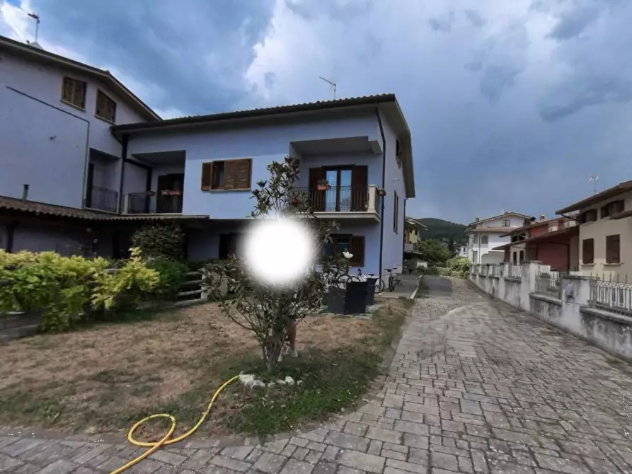 Immagine 10 di Porzione di villa in vendita  in Via Onna a L'aquila