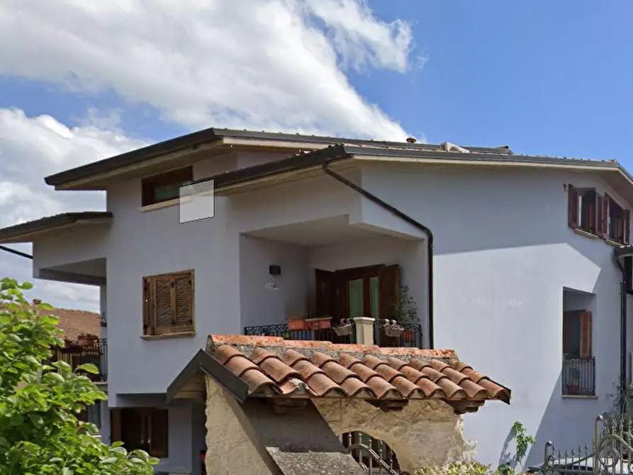 Immagine 12 di Porzione di villa in vendita  in Via Onna a L'aquila