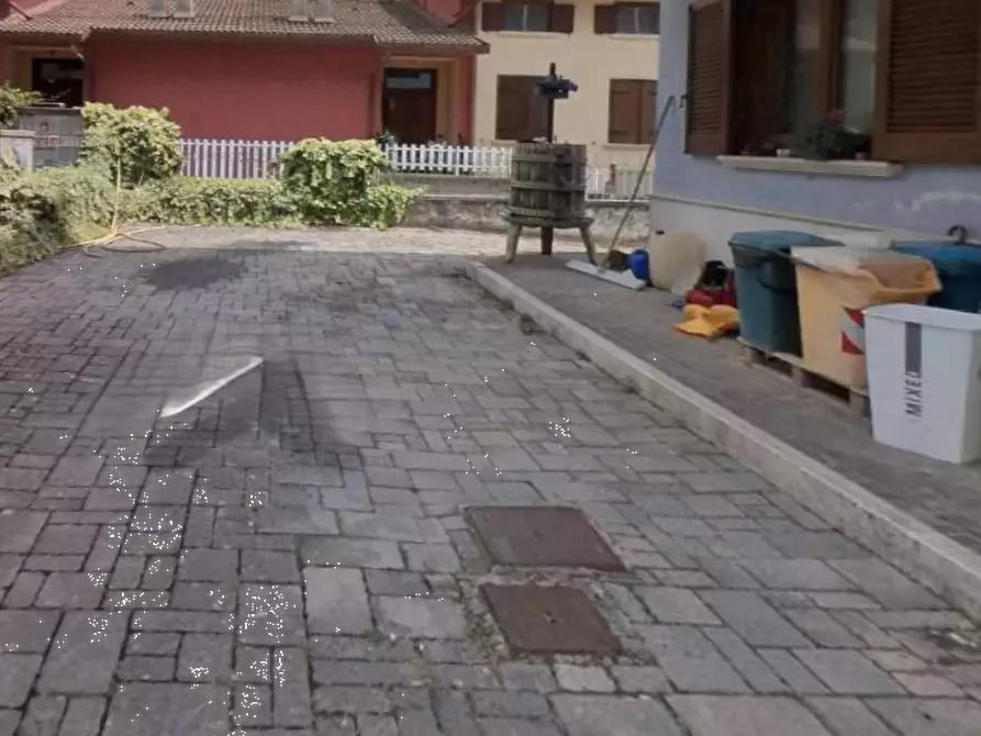 Immagine 18 di Porzione di villa in vendita  in Via Onna a L'aquila