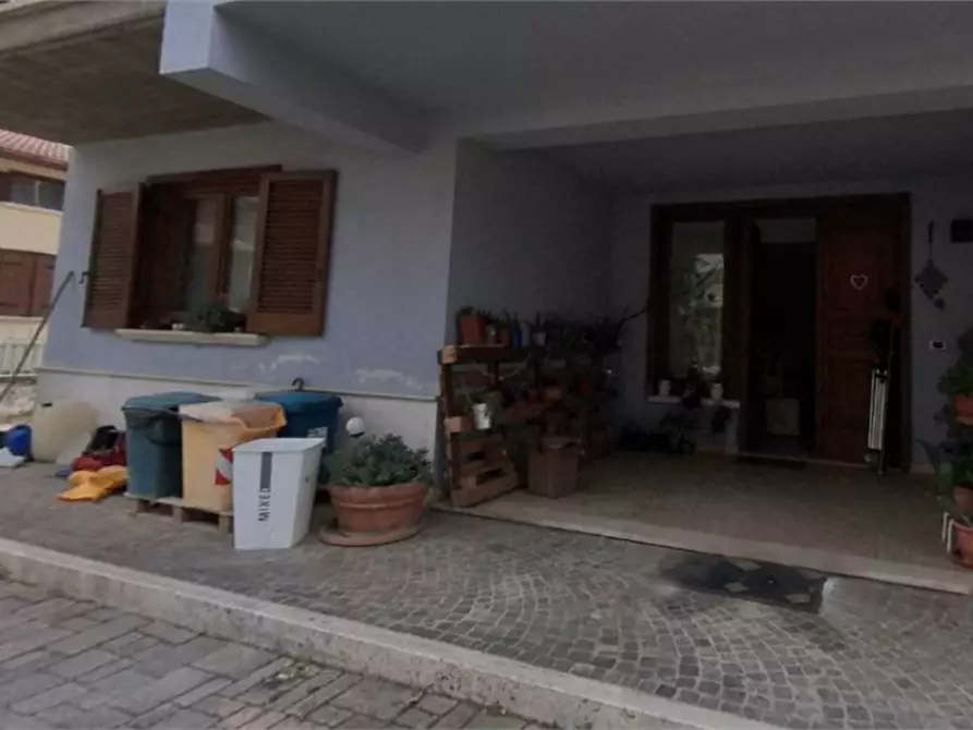 Immagine 19 di Porzione di villa in vendita  in Via Onna a L'aquila
