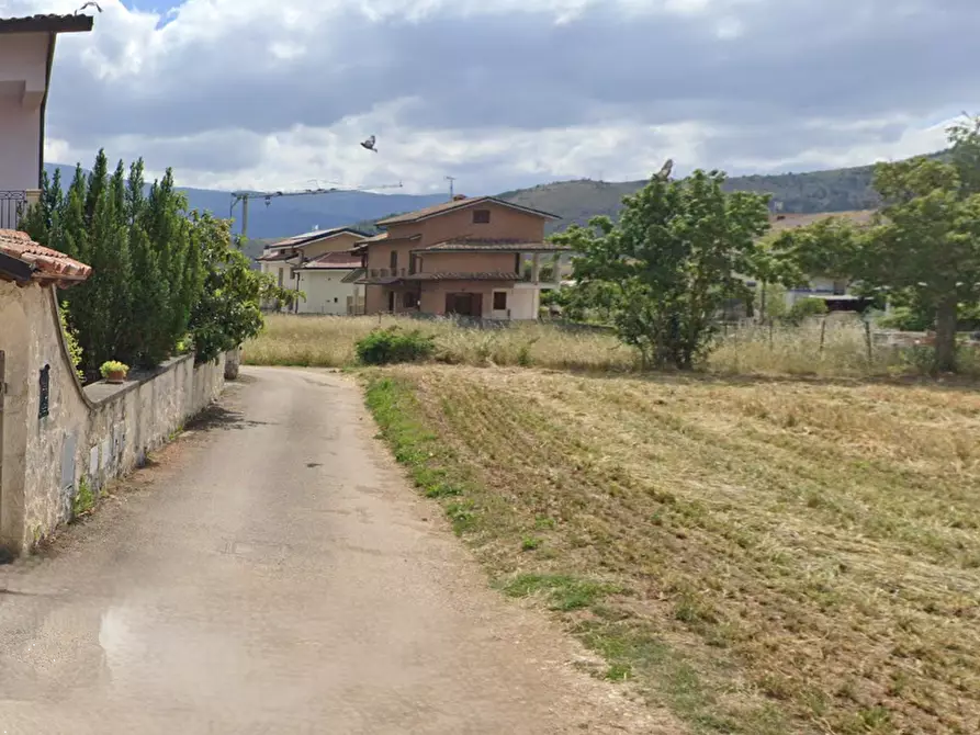 Immagine 21 di Porzione di villa in vendita  in Via Onna a L'aquila