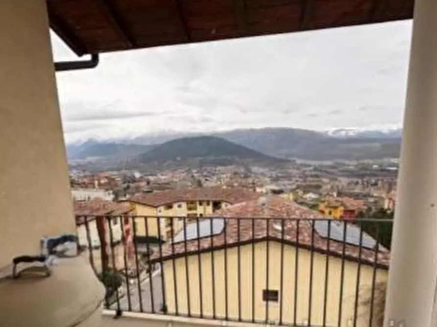 Immagine 4 di Appartamento in vendita  in Via Marruvium a L'aquila