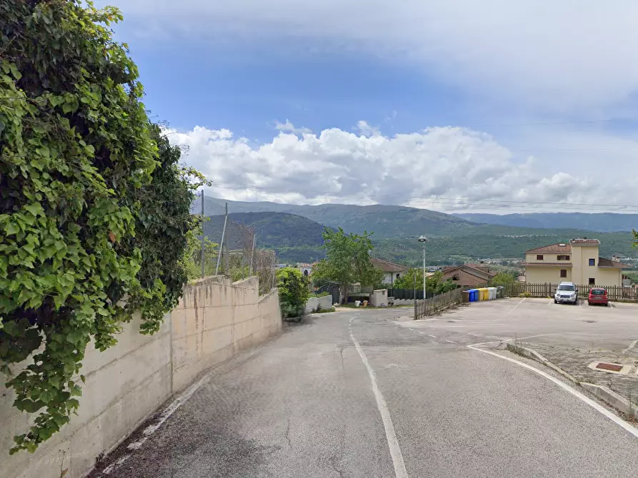 Immagine 10 di Appartamento in vendita  in Via Marruvium a L'aquila