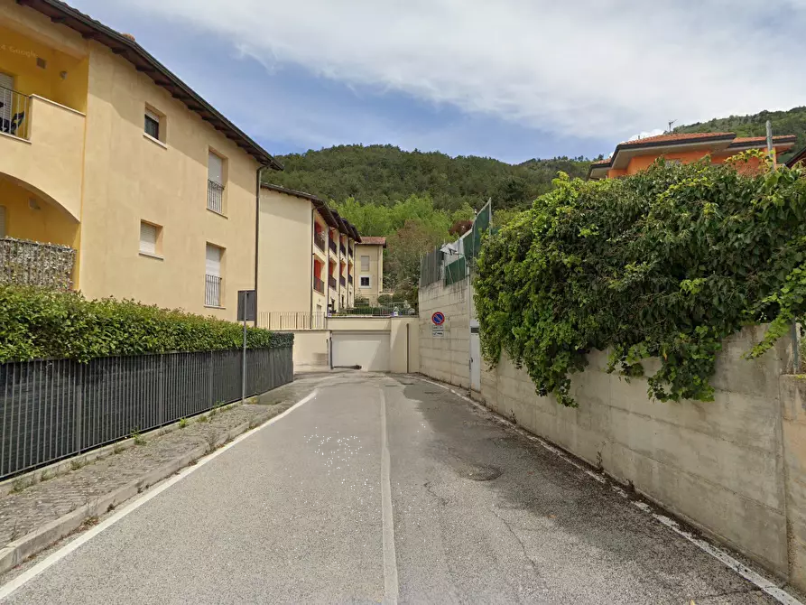 Immagine 12 di Appartamento in vendita  in Via Marruvium a L'aquila