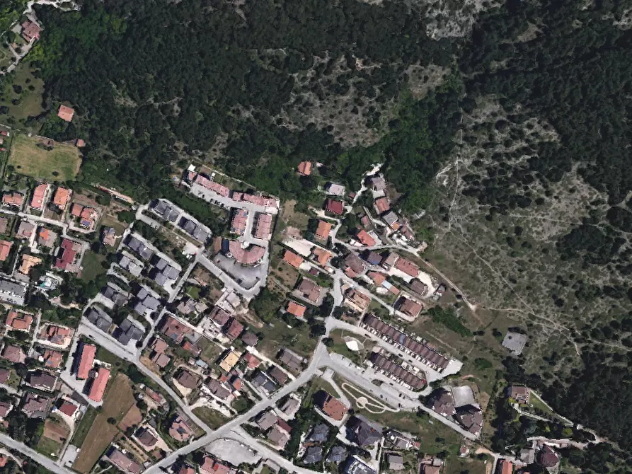 Immagine 17 di Appartamento in vendita  in Via Marruvium a L'aquila