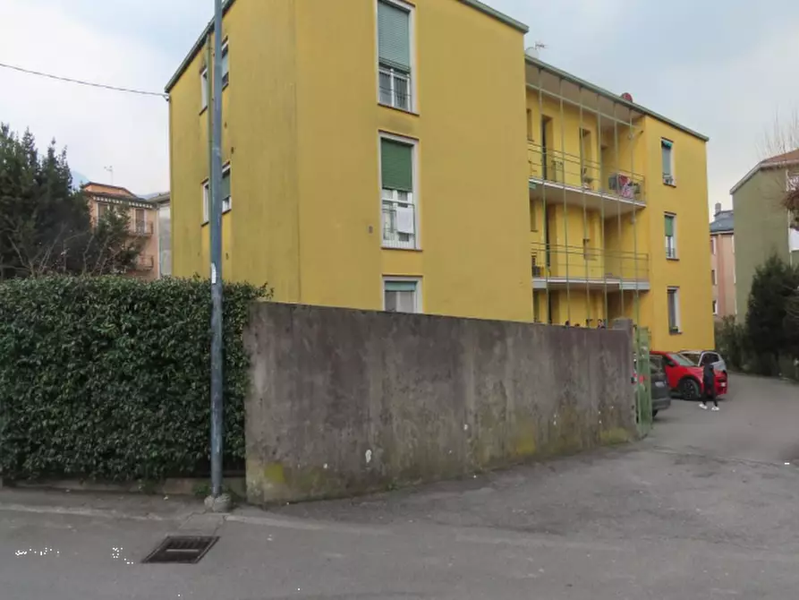 Immagine 2 di Appartamento in vendita  in Via Istria a Calolziocorte