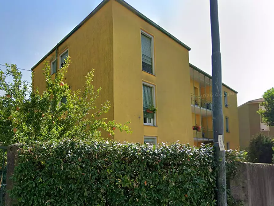 Immagine 5 di Appartamento in vendita  in Via Istria a Calolziocorte