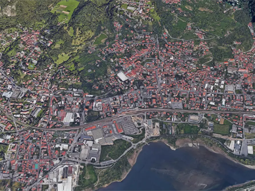 Immagine 15 di Appartamento in vendita  in Via Istria a Calolziocorte