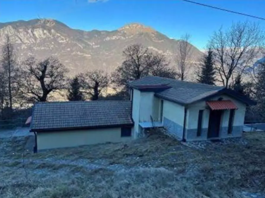 Immagine 2 di Laboratorio in vendita  in Via s. Zeno a Pian Camuno
