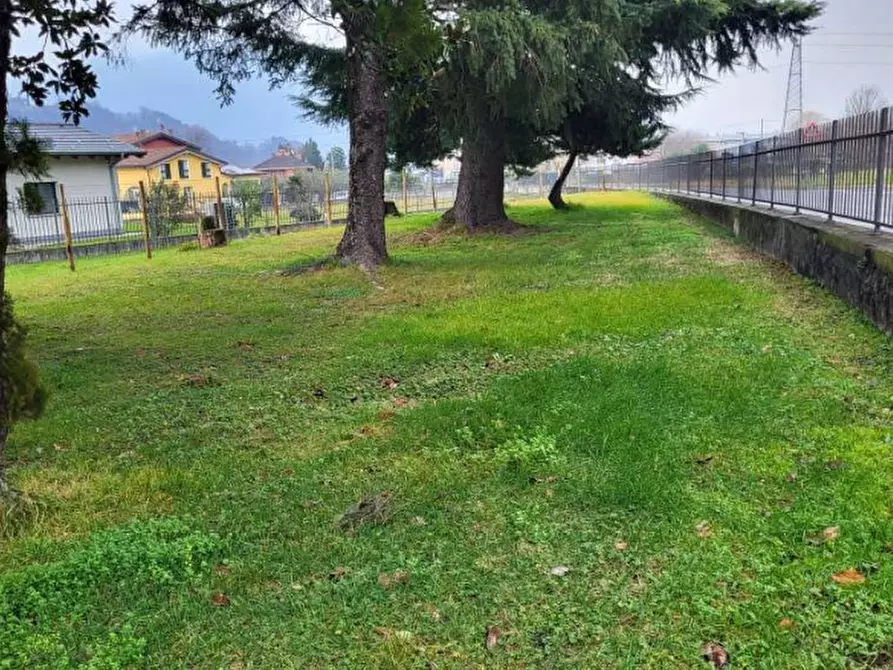 Immagine 10 di Casa indipendente in vendita  in Via Nazionale Nord a Colico