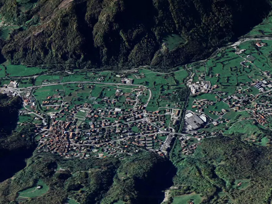 Immagine 9 di Appartamento in vendita  in Via Coldirone a Introbio