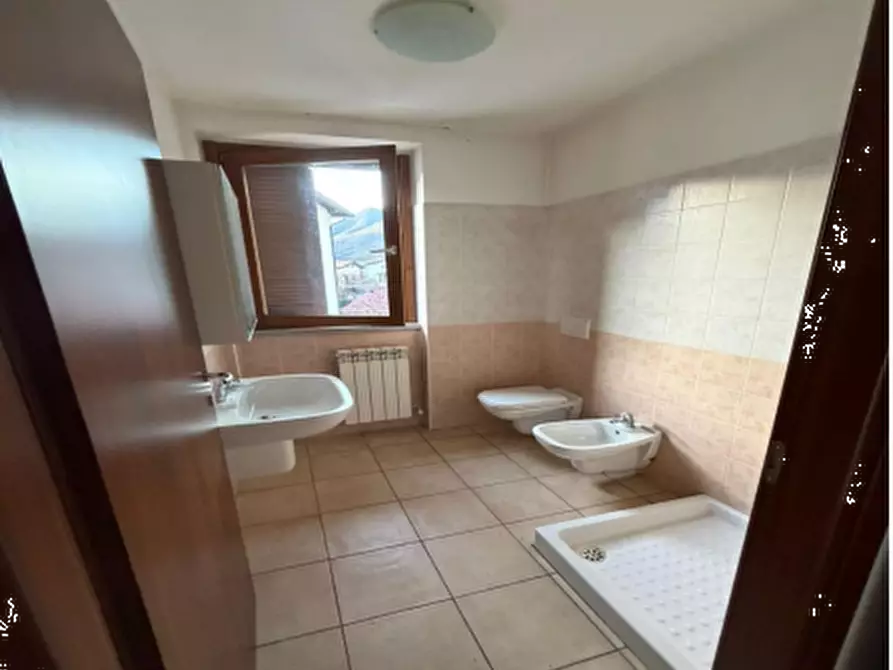 Immagine 12 di Appartamento in vendita  in Via Coldirone a Introbio