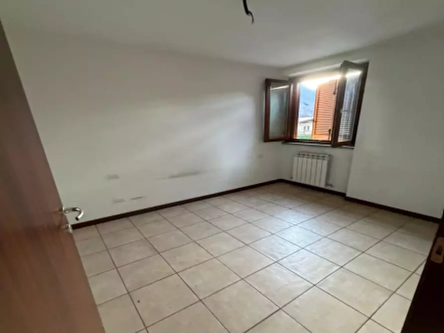 Immagine 13 di Appartamento in vendita  in Via Coldirone a Introbio