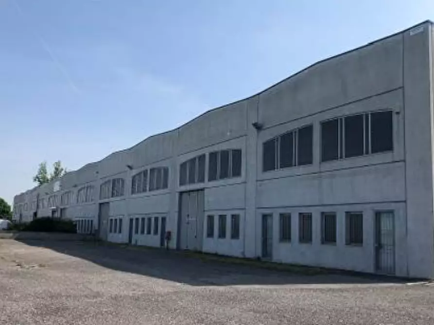 Immagine 3 di Capannone industriale in vendita  in Via Poncarale a Bagnolo Mella