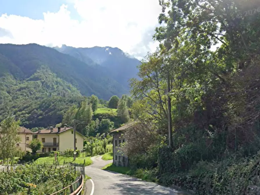 Immagine 5 di Stabile in vendita  in via Forno Allione a Malonno
