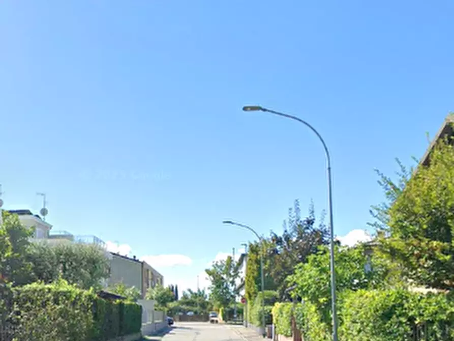 Immagine 6 di Villetta a schiera in vendita  in Via Francia a Desenzano Del Garda