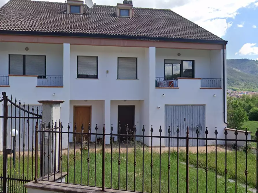 Immagine 2 di Villa in vendita  in Via Civita tomassa a L'aquila