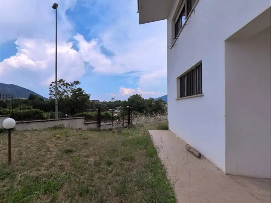 Immagine 14 di Villa in vendita  in Via Civita tomassa a L'aquila