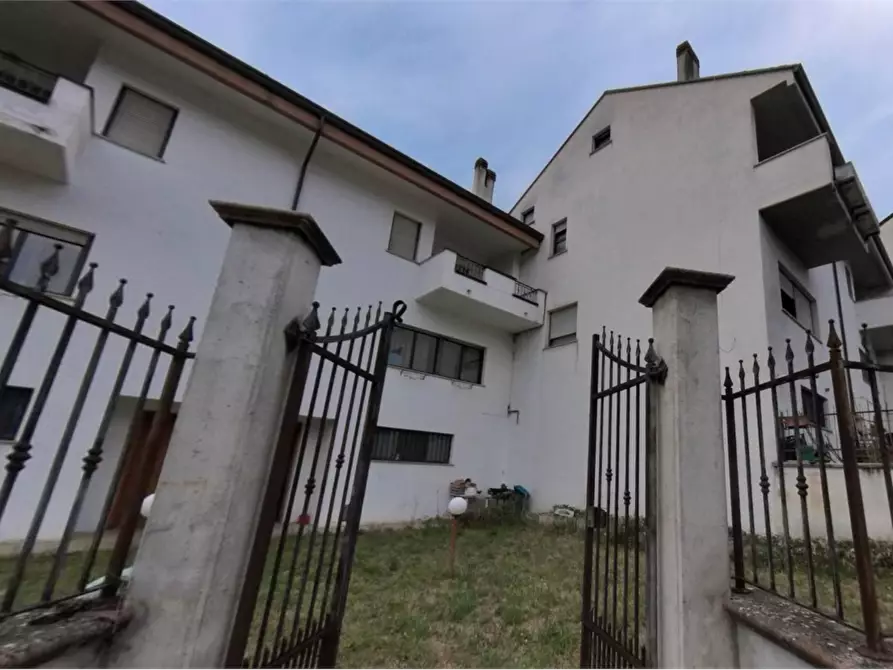 Immagine 23 di Villa in vendita  in Via Civita tomassa a L'aquila