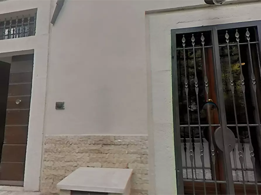 Immagine 5 di Porzione di casa in vendita  in Piazza S. Silvestro a L'aquila
