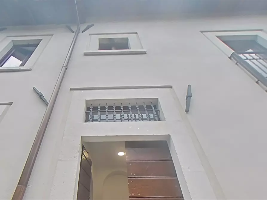 Immagine 17 di Porzione di casa in vendita  in Piazza S. Silvestro a L'aquila