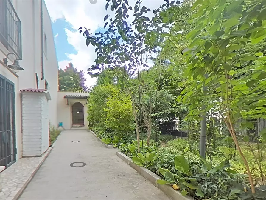 Immagine 21 di Porzione di casa in vendita  in Piazza S. Silvestro a L'aquila