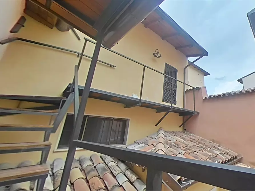 Immagine 30 di Porzione di casa in vendita  in Piazza S. Silvestro a L'aquila