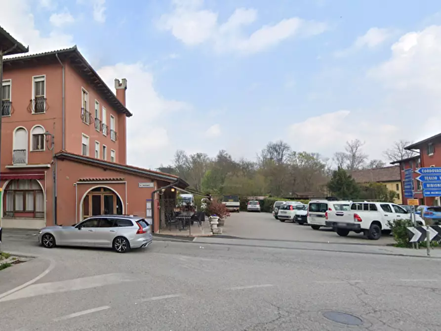 Immagine 10 di Negozio in vendita  in Via Nicolò Bettoni a Fossalta Di Portogruaro